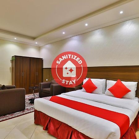 Oyo 273 Star Yanbu Hotel Suites Ngoại thất bức ảnh