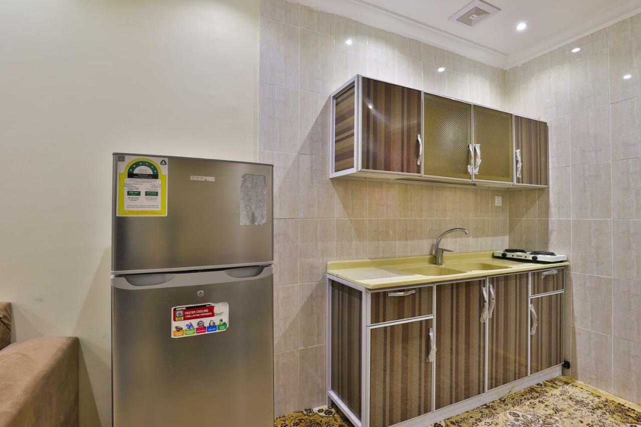 Oyo 273 Star Yanbu Hotel Suites Ngoại thất bức ảnh